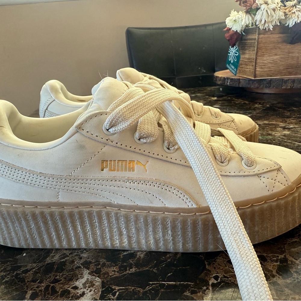 Fenty Puma Creeper Phatty Nubuck Warm White Puma Gold Gum